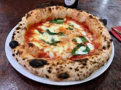 Pizzeria Toto E Peppino