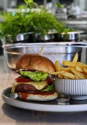 The Eatery Kitchen And Bar