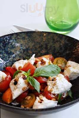 The Eatery Kitchen And Bar