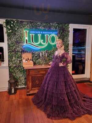 Lujo