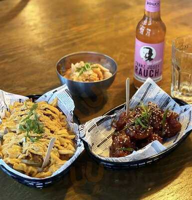 Gianhis Fried Kitchen