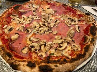 L'onore Ristorante E Pizzeria