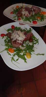 Adria Taverne Wein Bar