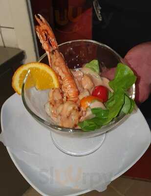 Adria Taverne Wein Bar