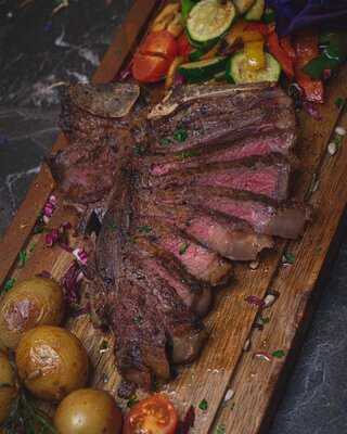 Wilhelm's Restaurant & Bar