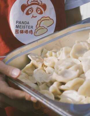 Panda Meister Berlin Ostbahnhof