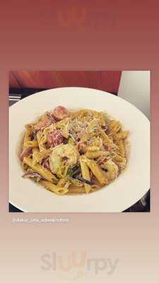 Dolce Vita Bar & Restaurant