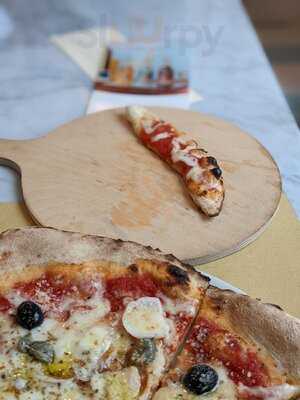 Strombolicchio La Pizza