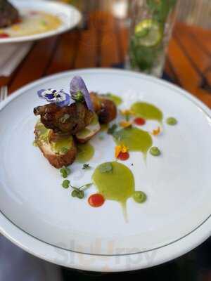 Mi Casa Bar Restaurant