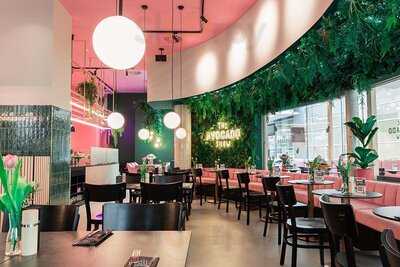 The Avocado Show - Stuttgart Calwer Straße