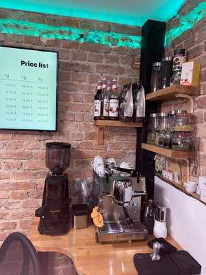 Ambinoid Cbd Shop | Coffee & More