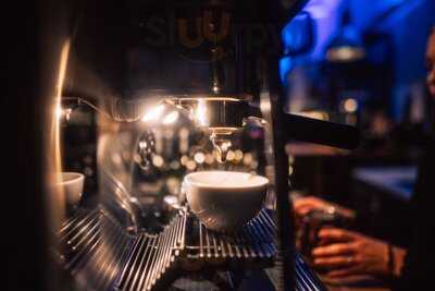 Basta. - Wein Events Pizza