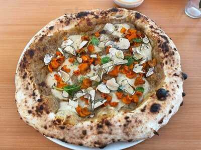 Al Catzone Pizza Napovegana