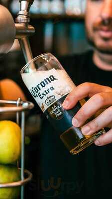 Tacos El Kaiser South