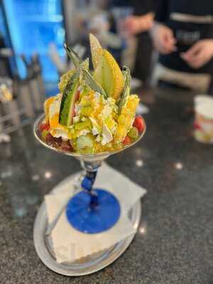 First Eisdiele&pizzeria