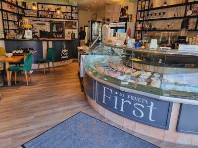 First Eisdiele&pizzeria
