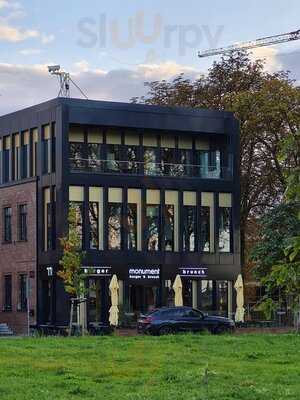 Monument - Burger & Brunch