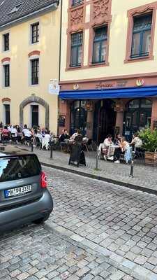 Amuni Wein- Und Käsebar