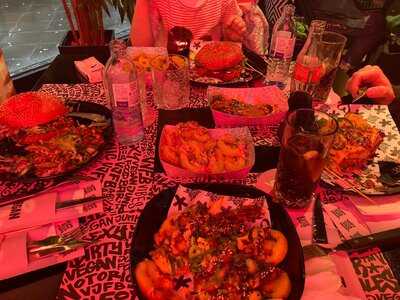 Vegan Junk Food Bar - Cologne