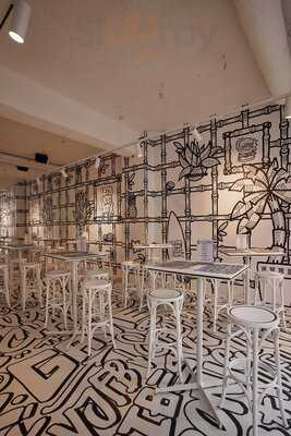 Vegan Junk Food Bar - Cologne