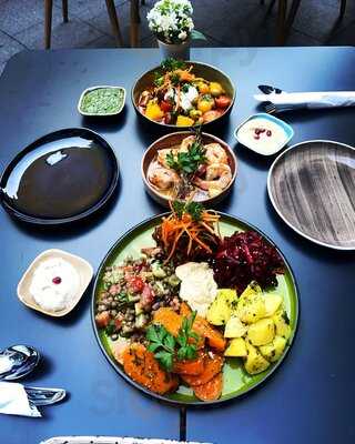 Zoulou Restaurant Bar Cafe