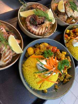 Zoulou Restaurant Bar Cafe