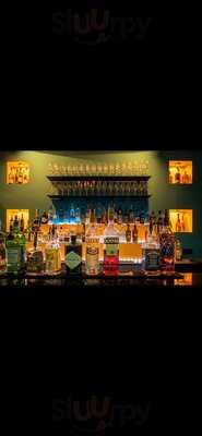 Zoulou Restaurant Bar Cafe