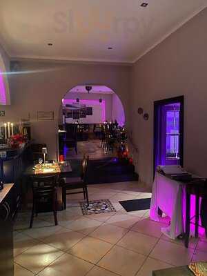 Mekan Restaurant & Bar