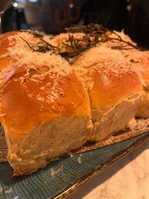 Bar & Restaurant No.2