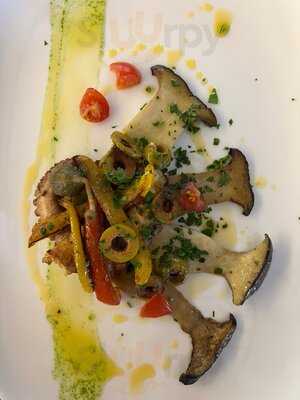 Chiaia Bar & Restaurant