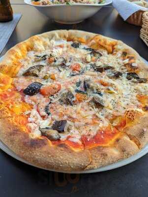 Pino's Bistro Little Italy