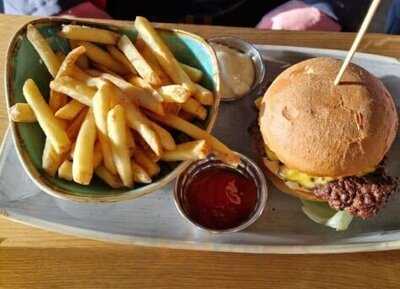 Fifty Seven Karlsfeld - Burger & Bowls