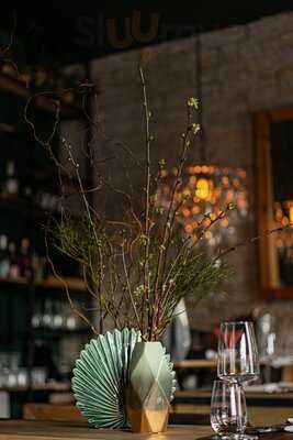 Charabanc Bar & Kitchen