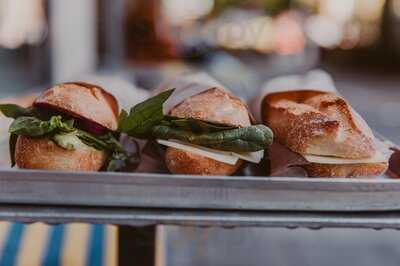 Coucou Food Market - Maxvorstadt