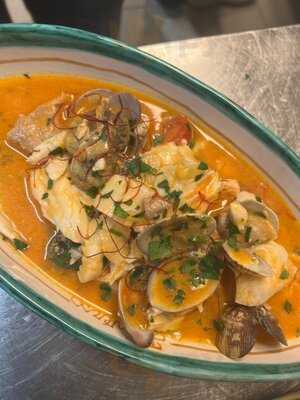 Diverso. Bar. Cucina.