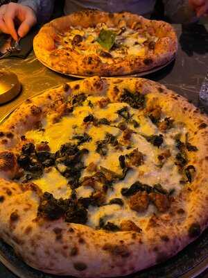 Calvello’s Neapolitanische Pizzeria & Trattoria