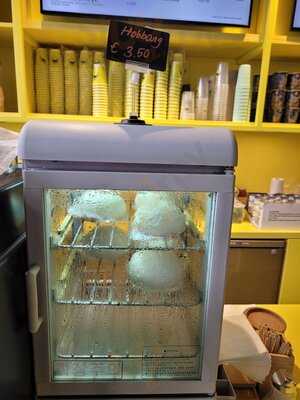 Momo Roll Frankfurt - Kornmarkt