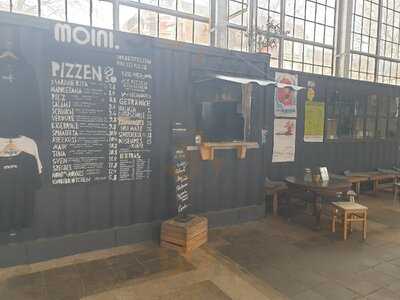 Moini Steinofenpizza