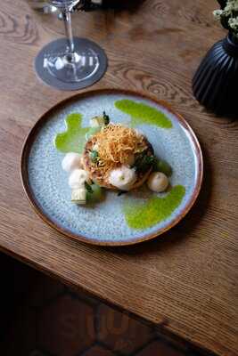 Kante Restaurant & Bar