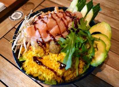 Wavecity Kitchen & Bar