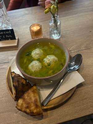 Trattoria Bar Centrale 46 Gmbh