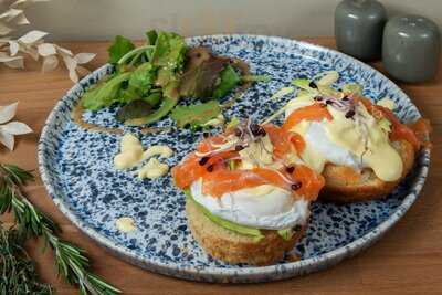 Lit Coffeebar & Bakery