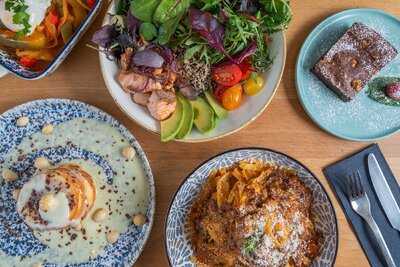 Lit Coffeebar & Bakery