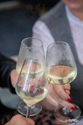 Tiekings Wein&delikatessen