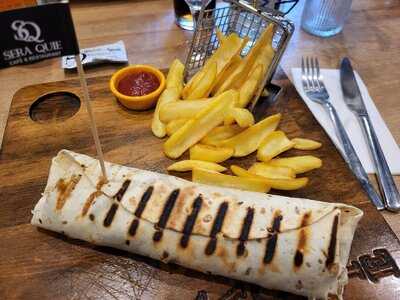 Sera Quie Café Restaurant