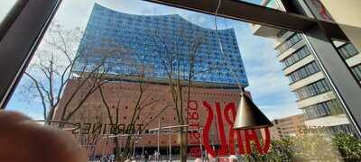 Carls Brasserie An Der Elbphilharmonie