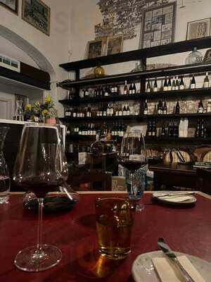 Weinfreundin, Weinbar