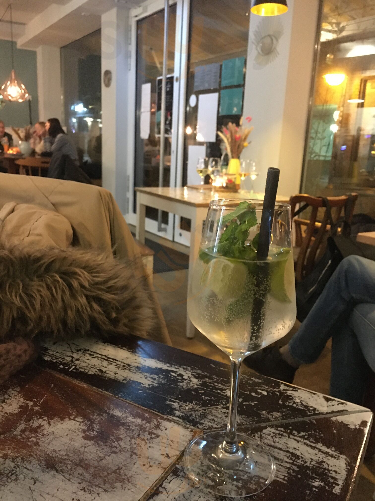 Weinbar Im Glüxpilz