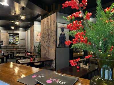 Shisan Sushi & Ramen