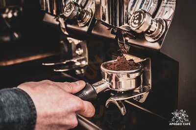 Apogeo CafÉ